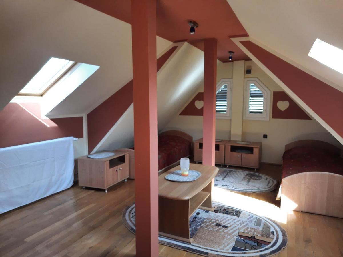 Antal Apartmans Lunca De Sus Kulcsoshaz Gyimesfelsolok ภายนอก รูปภาพ