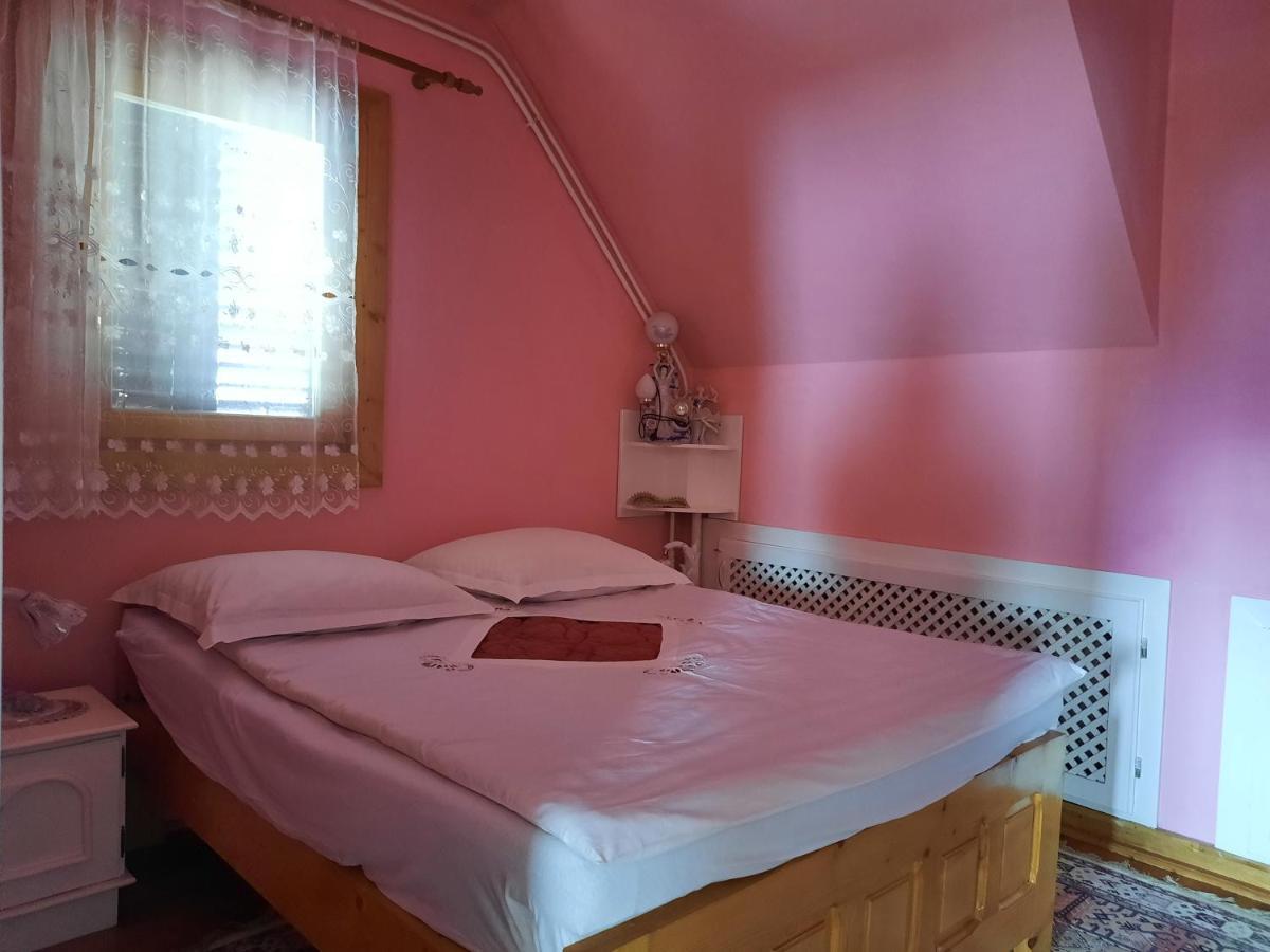 Antal Apartmans Lunca De Sus Kulcsoshaz Gyimesfelsolok ภายนอก รูปภาพ